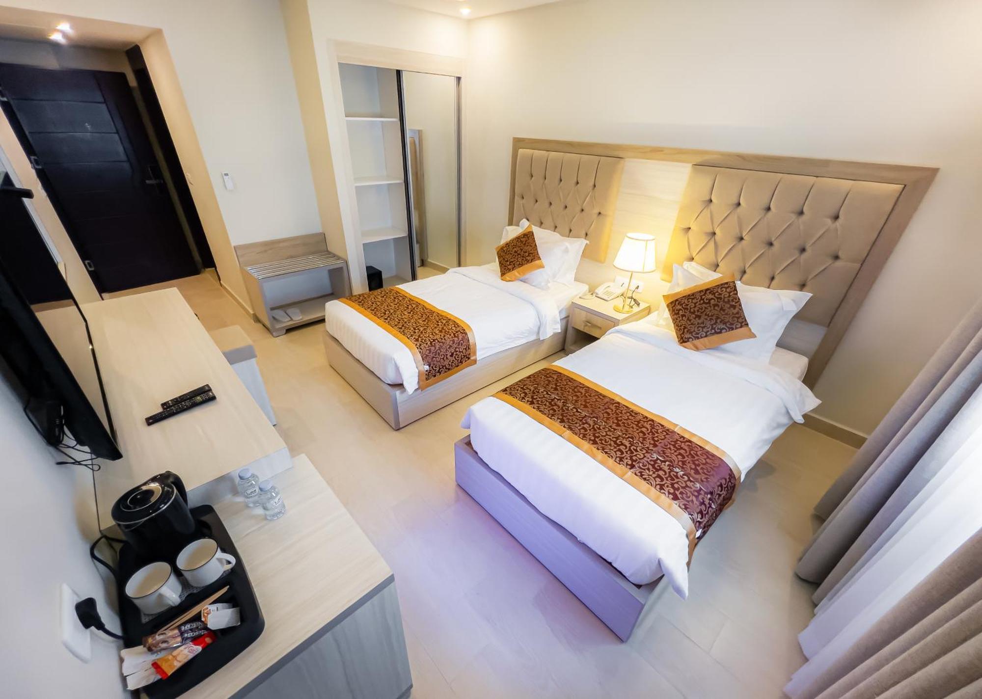 Petra Premium Hotel 瓦迪穆萨 外观 照片